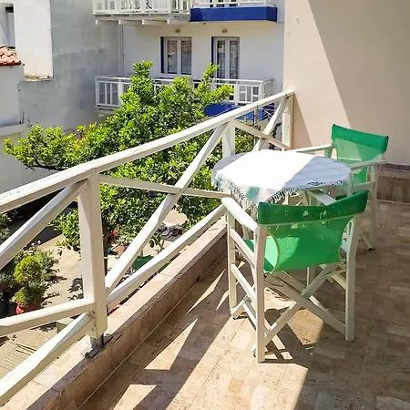 Dina's Flowers - Alonnisos Summer Havens Appartement *