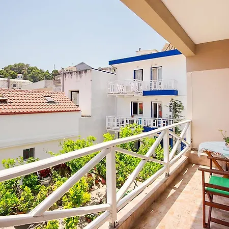 Apartamento Dina's Flowers - Alonnisos Summer Havens *