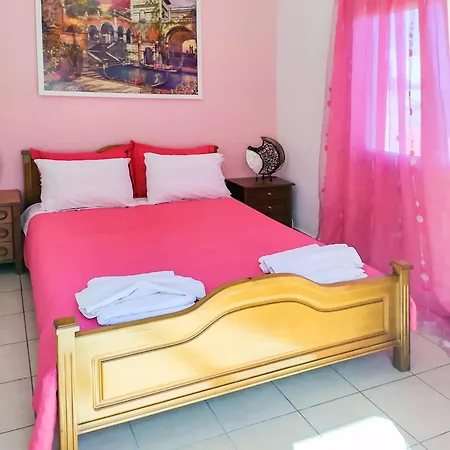 Dina's Flowers - Alonnisos Summer Havens