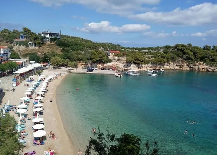 Dina's Flowers - Alonnisos Summer Havens * Patitiri (Alonnisos)