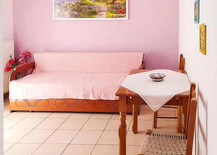 Apartment Dina's Flowers - Alonnisos Summer Havens